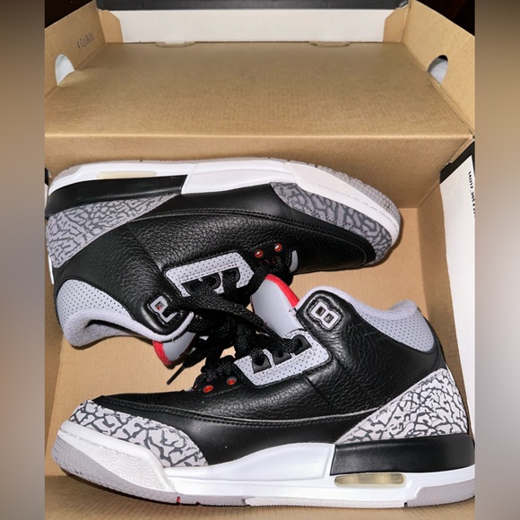 Air Jordan 3 Retro OG Black Cement Boys - Picture 2 of 8